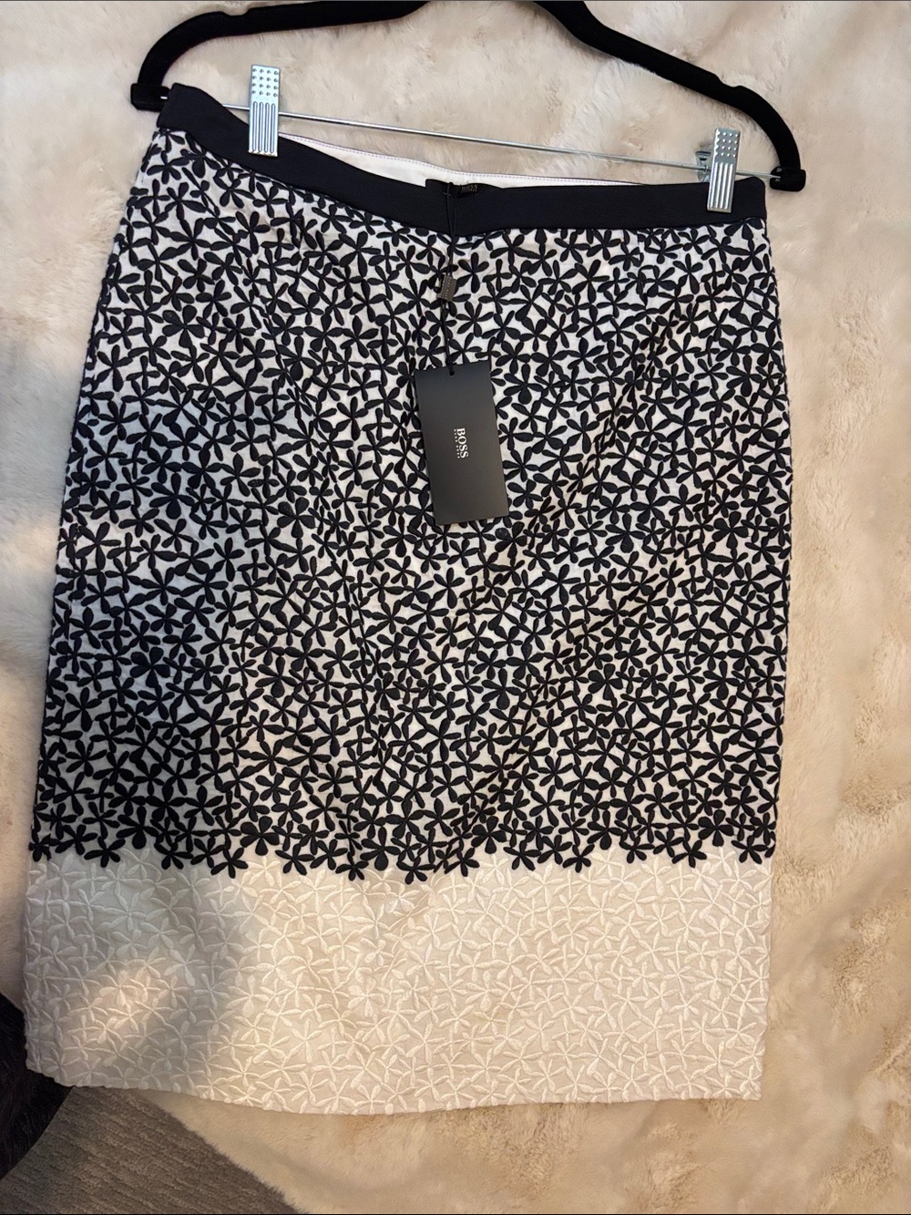 Hugo Boss Black and White Floral Appliqué Pencil Skirt